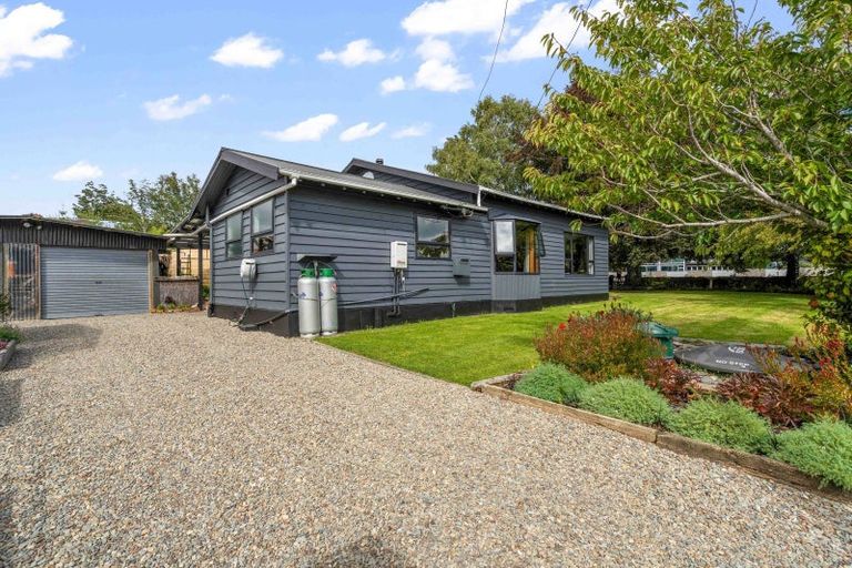 Photo of property in 82 Lochiel Bridge Road, Lochiel, Winton, 9781