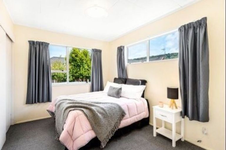 Photo of property in 5a Clouston Park Road, Ebdentown, Upper Hutt, 5018