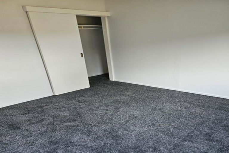 Photo of property in 99 West Harbour Drive, West Harbour, Auckland, 0618