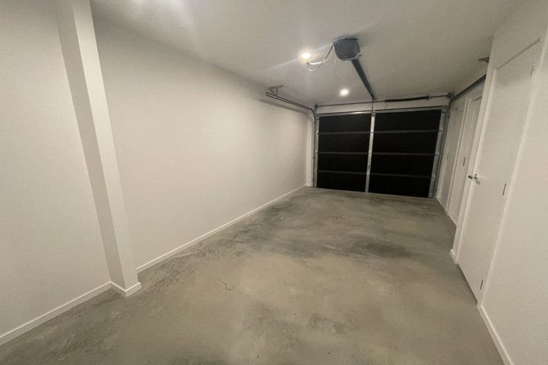 Photo of property in 1/504 Don Buck Road, Massey, Auckland, 0614