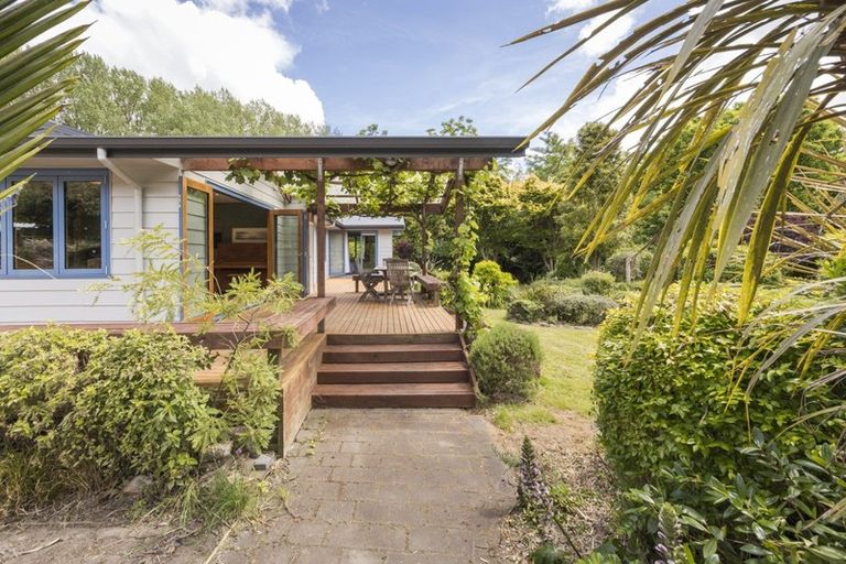 Photo of property in 136 Pohangina Valley Road East, Ashhurst, 4884