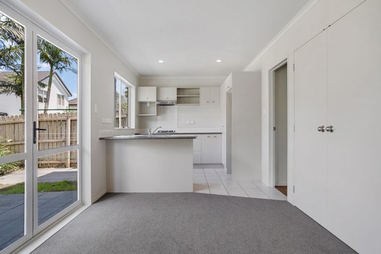 Photo of property in 13 Marengo Parkway, Takanini, 2112