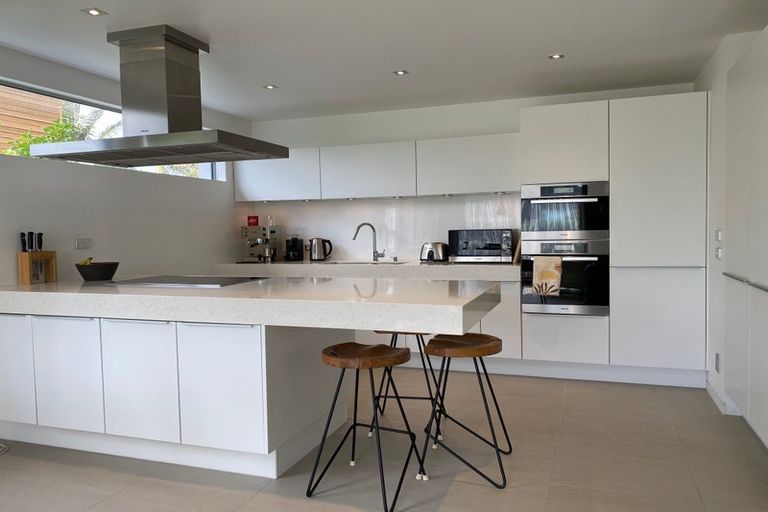 Photo of property in 2 Commodore Parry Road, Castor Bay, Auckland, 0620