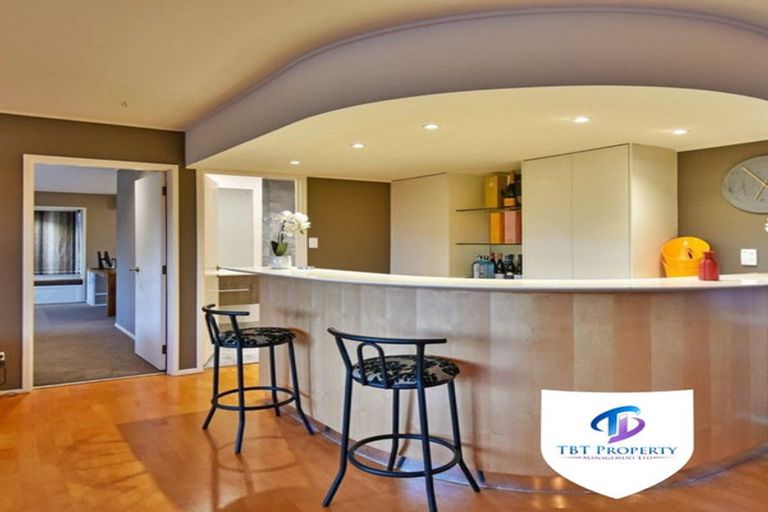 Photo of property in 65 Harry Dreadon Road, Opaheke, Papakura, 2584