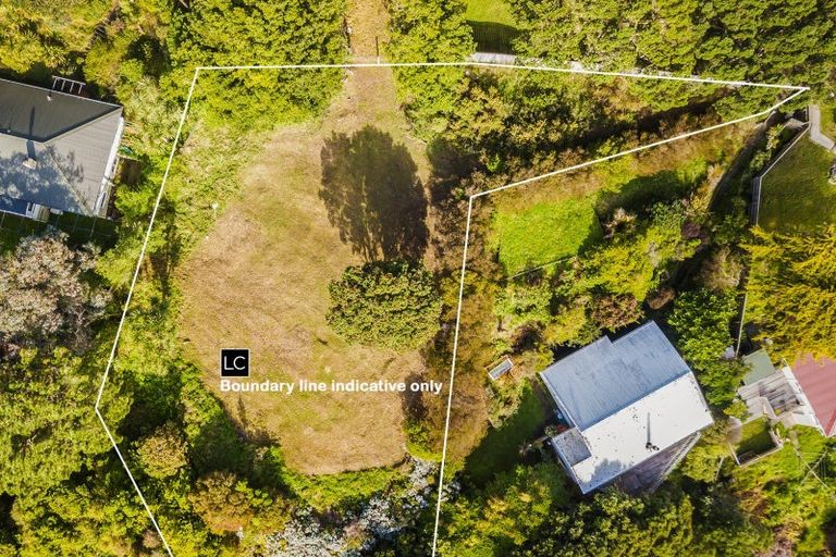 Photo of property in 102 Sidlaw Street, Strathmore Park, Wellington, 6022