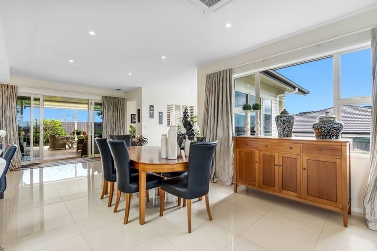 Photo of property in 28 Stace Hopper Drive, One Tree Point, 0118