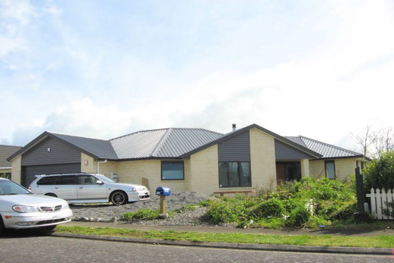 Photo of property in 22 Koromiko Street, Inglewood, 4330