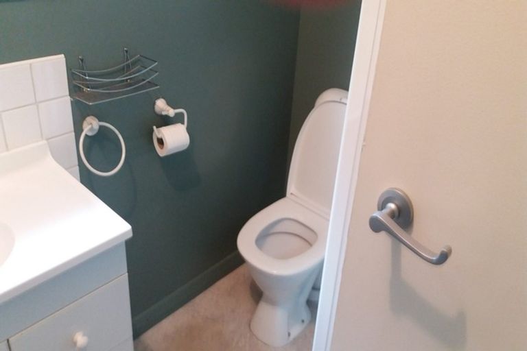 Photo of property in 256 Waddington Drive, Naenae, Lower Hutt, 5011