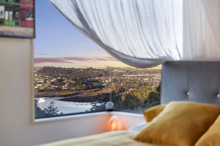 Photo of property in 417 Paremoremo Road, Paremoremo, Auckland, 0632