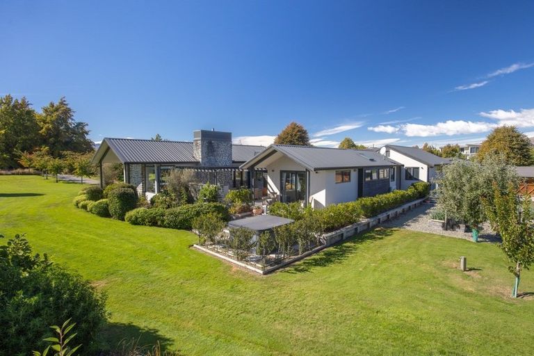 Photo of property in 66a Golf Course Road, Wanaka, 9305