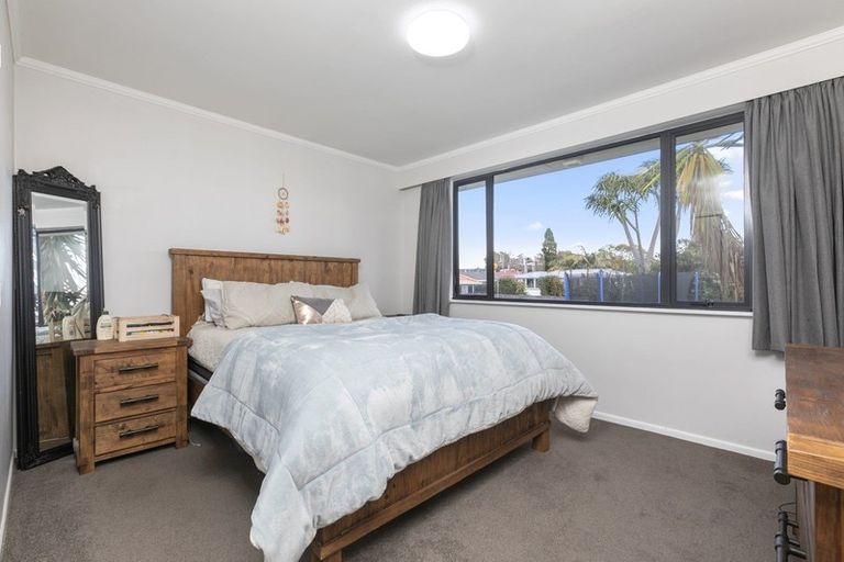 Photo of property in 13 Bristol Avenue, Brookfield, Tauranga, 3110