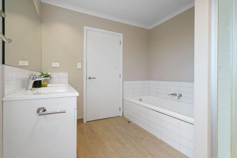 Photo of property in 7 Tucker Close, Leamington, Cambridge, 3432