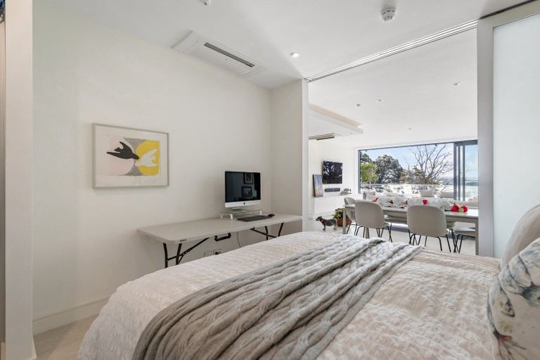 Photo of property in 13/258 Hurstmere Road, Takapuna, Auckland, 0622