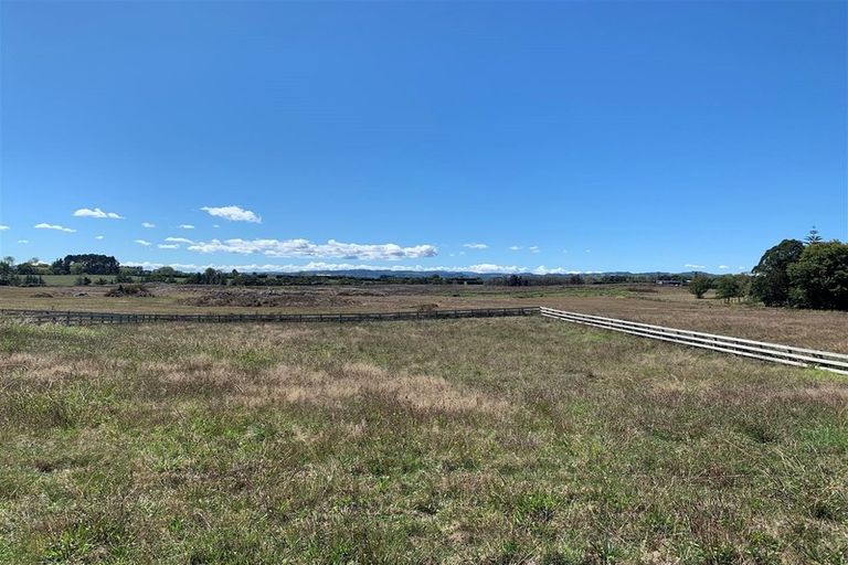 Photo of property in 36a Dyke Road, Karaka, Papakura, 2580