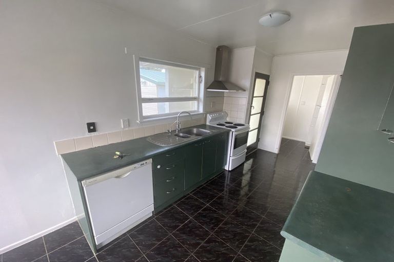 Photo of property in 84 Bruce Avenue, Glenview, Hamilton, 3206