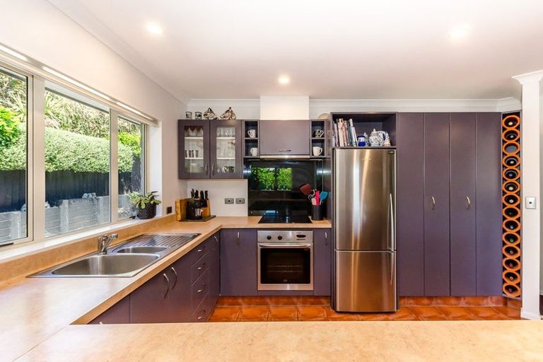 Photo of property in 1 Rifleman Lane, Paraparaumu Beach, Paraparaumu, 5032