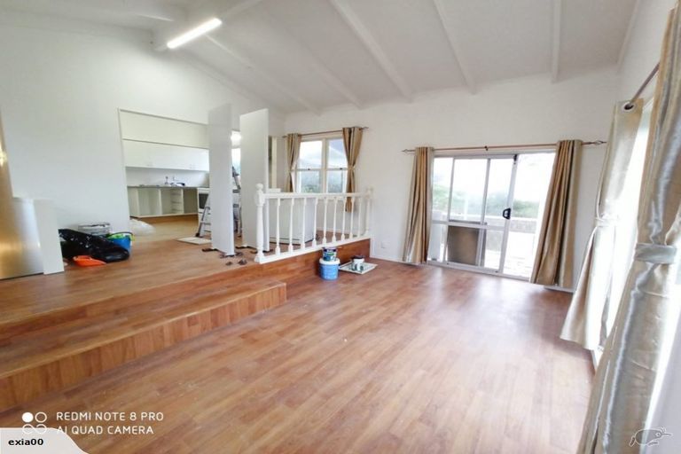Photo of property in 12 Colwill Road, Massey, Auckland, 0614