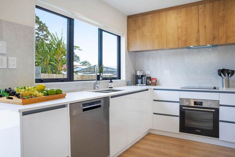 Photo of property in 28a Mckinstry Avenue, Mangere East, Auckland, 2024