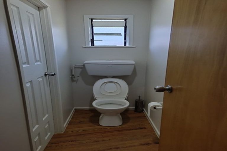 Photo of property in 33 Cherry Road, Bucklands Beach, Auckland, 2014