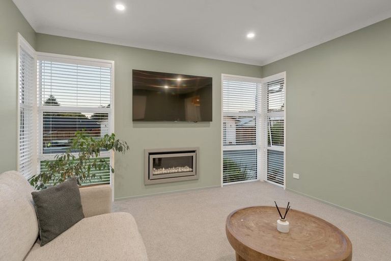 Photo of property in 12 Nelson Lane, Omokoroa, 3114