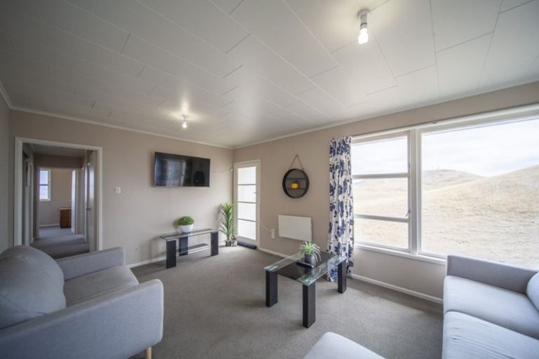 Photo of property in 640 Old Hill Road, Porangahau, 4291