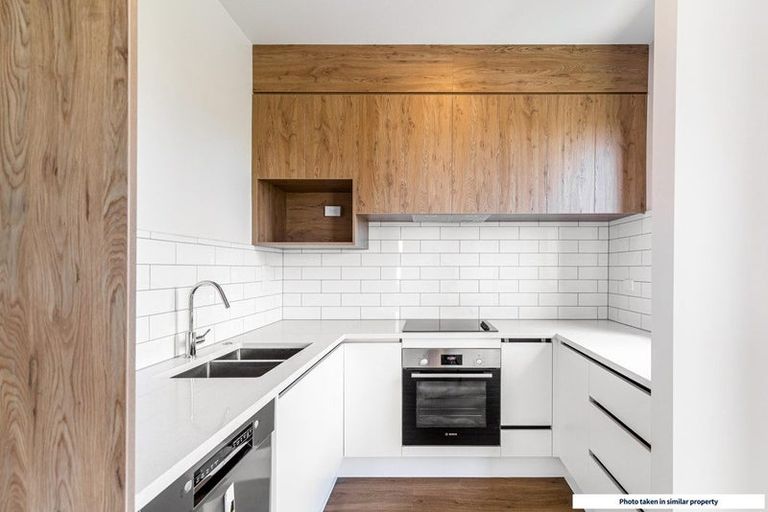 Photo of property in 7/22 Coniston Avenue, Te Atatu South, Auckland, 0610