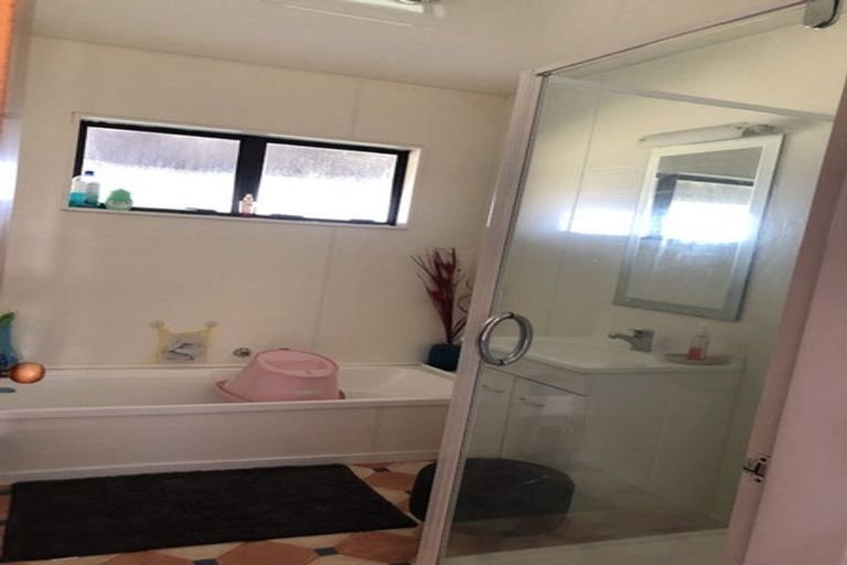 Photo of property in 17 Hokio Sand Road, Hokio Beach, Levin, 5571