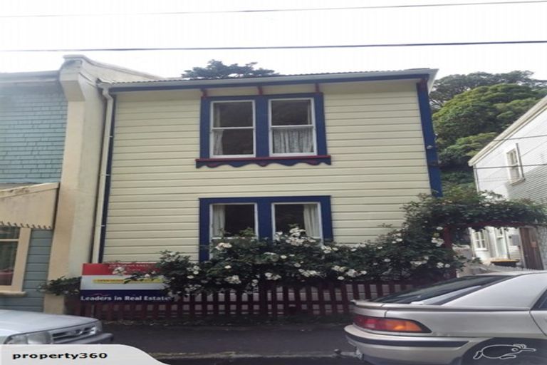 Photo of property in 19 Holloway Road, Aro Valley, Wellington, 6021