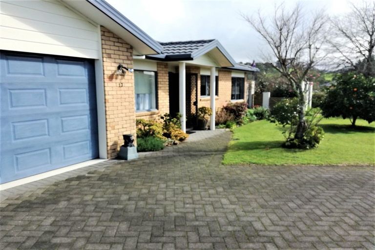 Photo of property in 13 Twickenham Close, Katikati, 3129