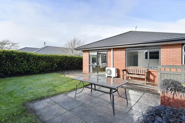 Photo of property in 3 Parkinson Place, Woodend, 7610