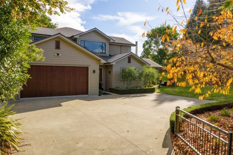 Photo of property in 174 Mapara Road, Acacia Bay, Taupo, 3385