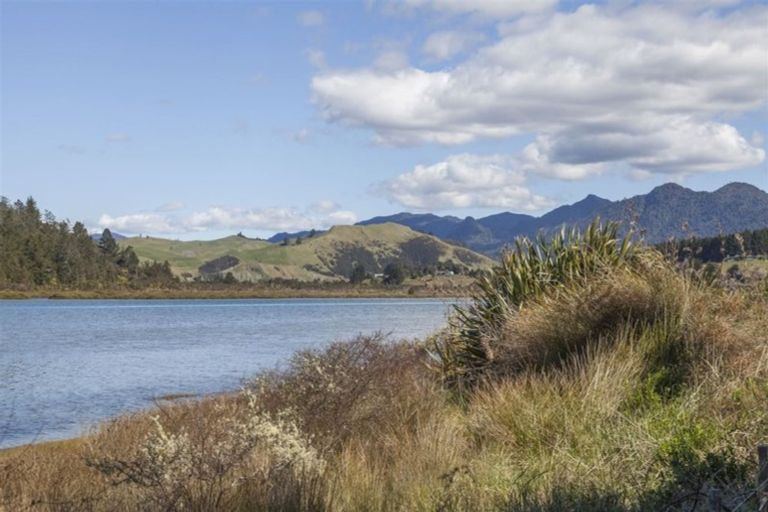 Photo of property in 409 The Drive, Whangamata, 3620