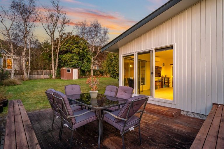 Photo of property in 45 Fendalton Crescent, Pinehaven, Upper Hutt, 5019