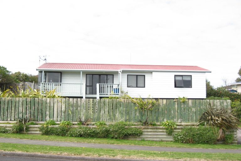 Photo of property in 32 Lantana Avenue, Bell Block, New Plymouth, 4312