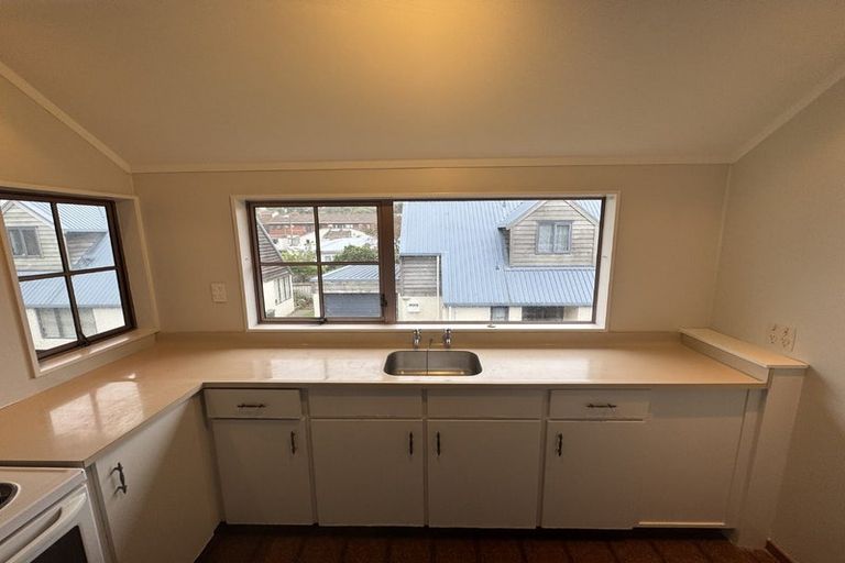 Photo of property in 4f Earp Street, Johnsonville, Wellington, 6037