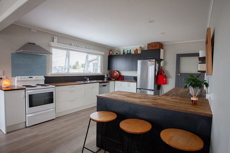 Photo of property in 65 Strange Street, Waitara, 4320