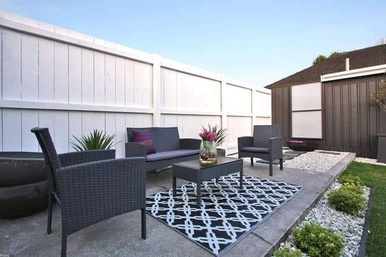 Photo of property in 34b Enderby Drive, Te Atatu Peninsula, Auckland, 0610