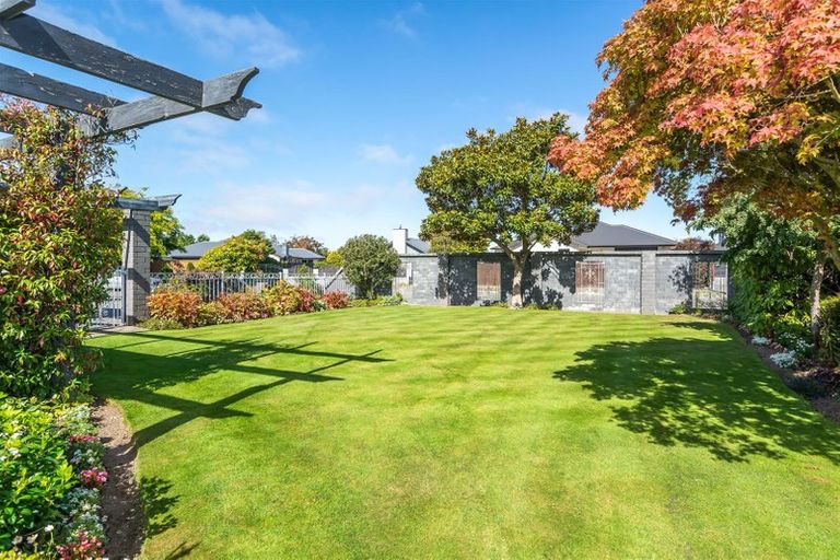 Photo of property in 17 Clarevale Street, Burwood, Christchurch, 8083