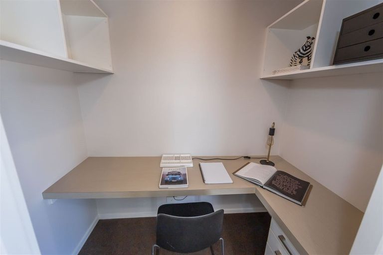 Photo of property in 2 Levinge Lane, Hillmorton, Christchurch, 8024