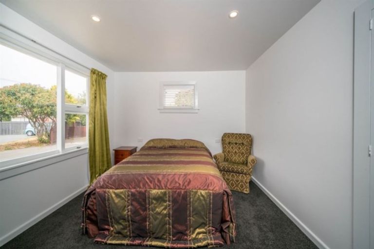 Photo of property in 17 Colac Street, Avondale, Christchurch, 8061