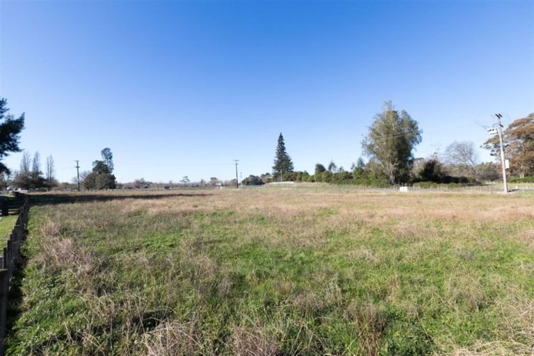 Photo of property in 2/1 Lowe Road, Rukuhia, Hamilton, 3282