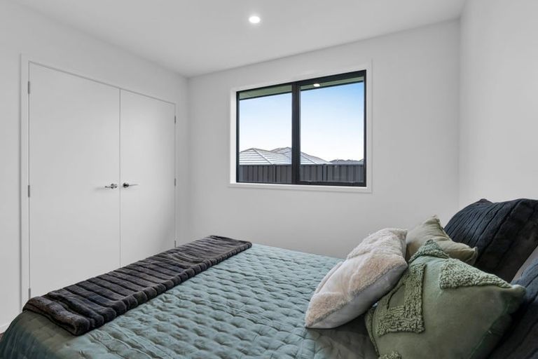 Photo of property in 11a James Drive, Bell Block, New Plymouth, 4312