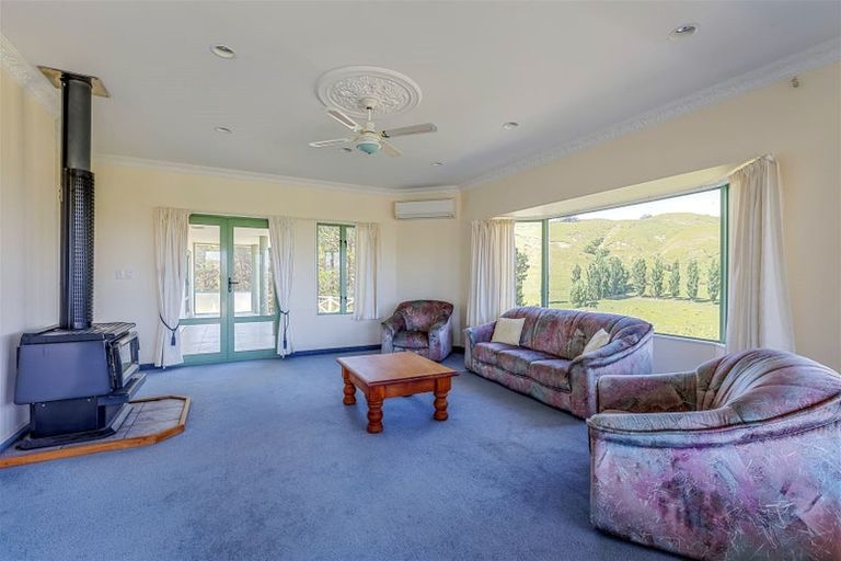 Photo of property in 3254 Pourerere Road, Pourerere, Waipawa, 4271