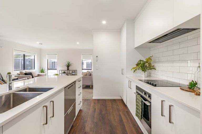 Photo of property in 34 Castletown Street, Wallaceville, Upper Hutt, 5018