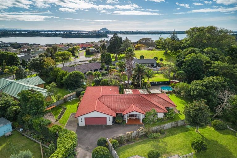 Photo of property in 23 Lysaght Place, Welcome Bay, Tauranga, 3112