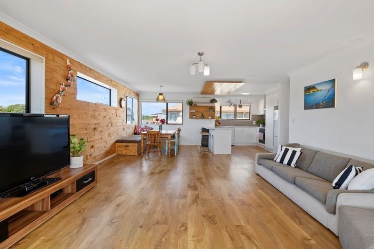 Photo of property in 2/15 Solway Place, Mount Maunganui, 3116