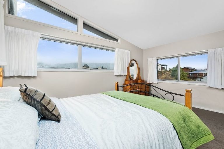 Photo of property in 26 Charles Court, Lake Hawea, Wanaka, 9382