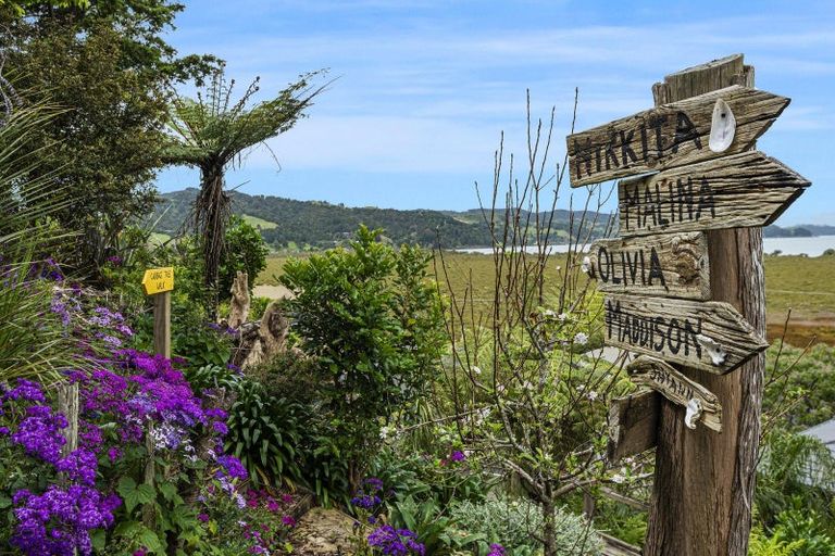 Photo of property in 4 Sunrise Court, Onerahi, Whangarei, 0110