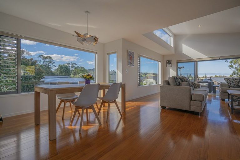 Photo of property in 122 Pepe Road, Tairua, 3508