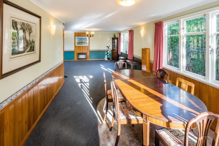 Photo of property in 2 Elphinstone Avenue, Strathmore Park, Wellington, 6022